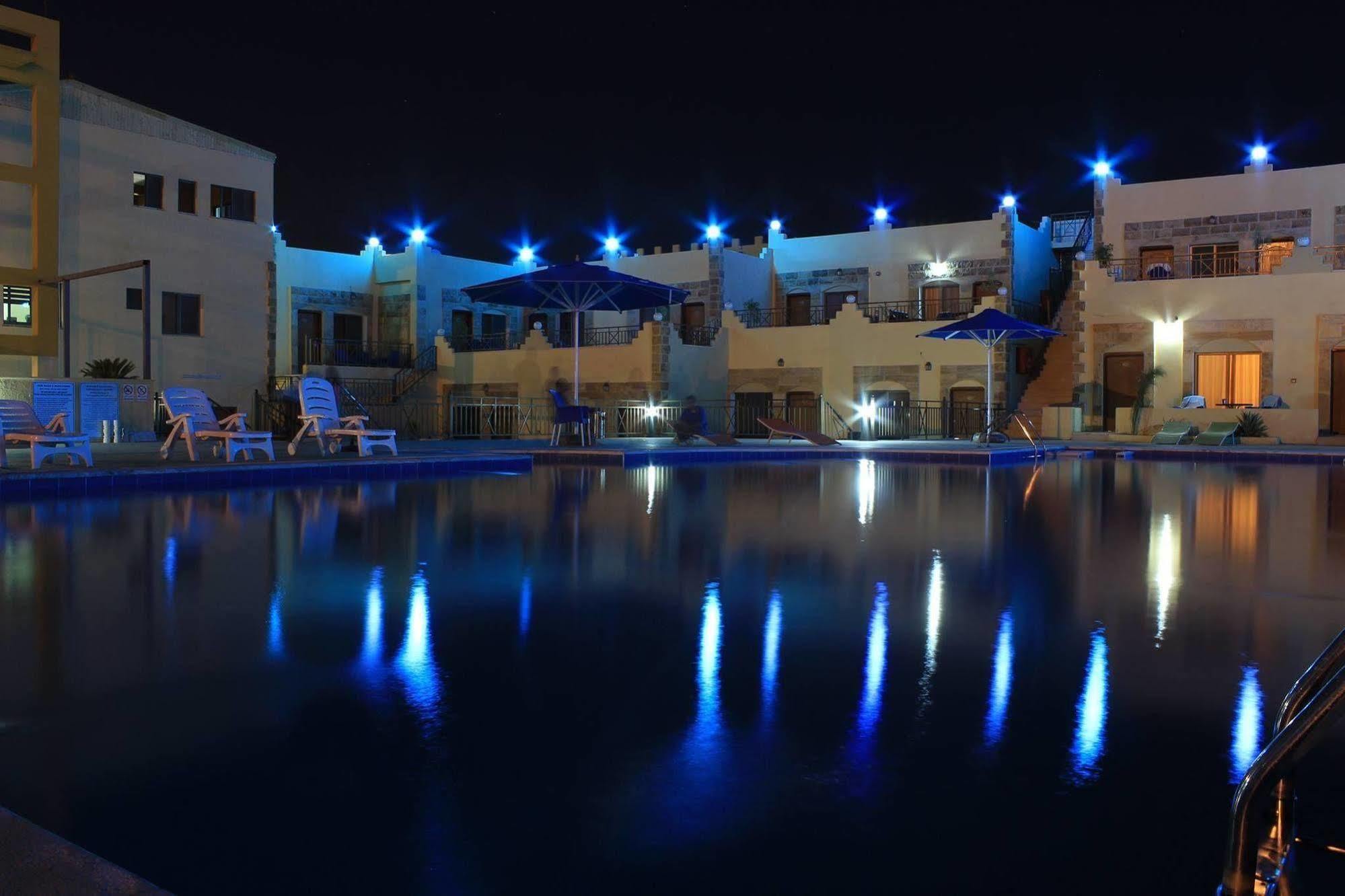 Almarsa Village Resort Aqaba Exterior photo